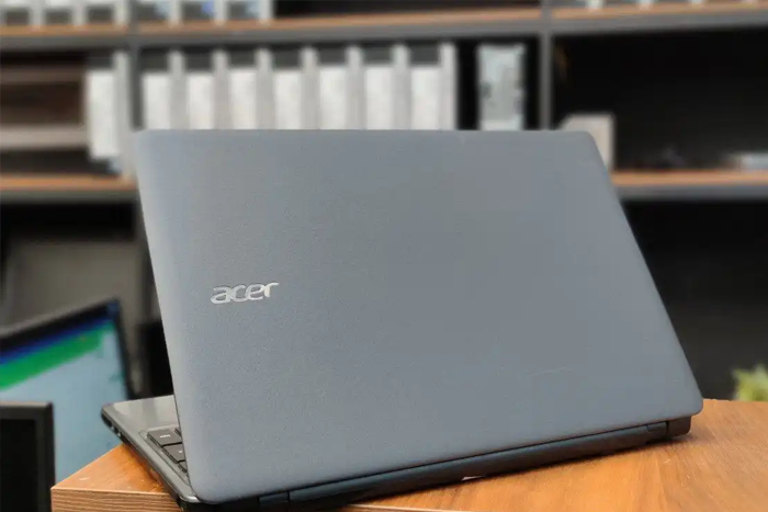 لپ تاپ استوک ایسر