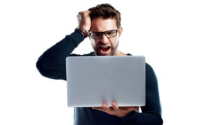 رفع مشکل هنگ کردن لپ تاپ