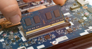 تعویض رم لپ تاپ