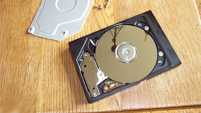 دلایل خرابی هارد لپ تاپ